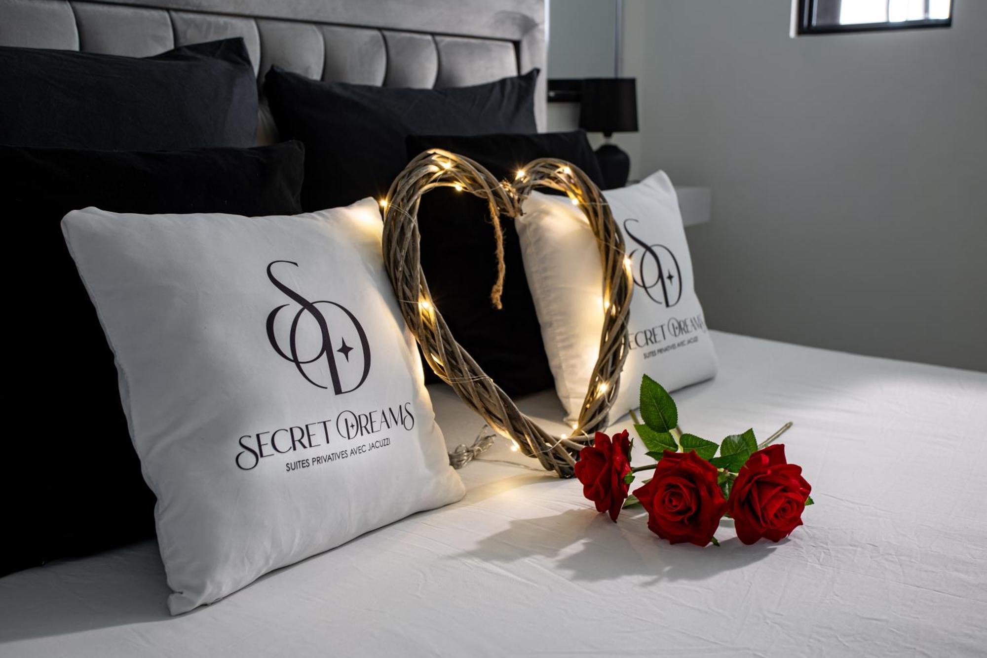 Suite Avec Jacuzzi Proche Paris & Disneyland Pontault-Combault Bagian luar foto